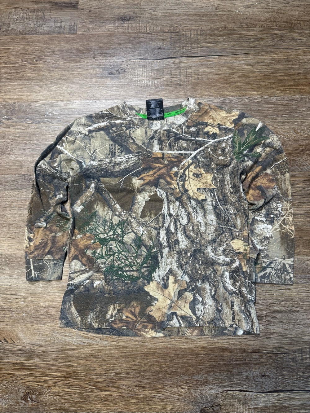 Realtree Kids Long Sleeve Camo Tee in Brown & Green